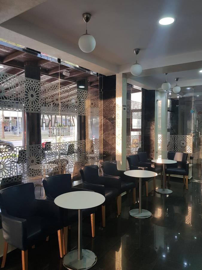Zellaka Hotel & Cafe Khouribga Luaran gambar