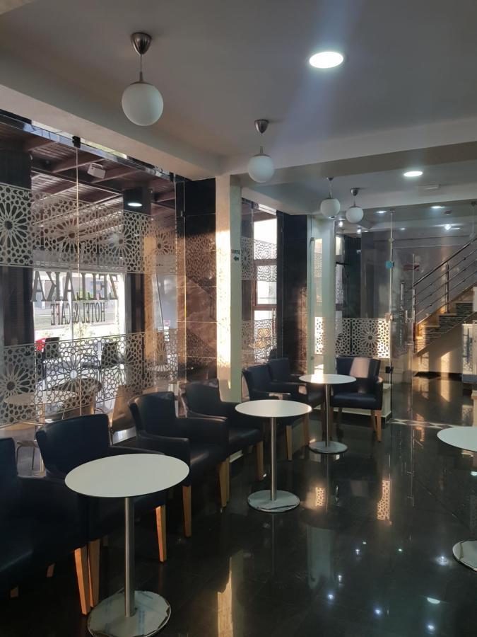 Zellaka Hotel & Cafe Khouribga Luaran gambar